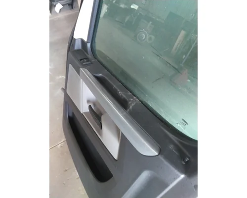 FREIGHTLINER CASCADIA 126 DOOR ASSEMBLY, FRONT