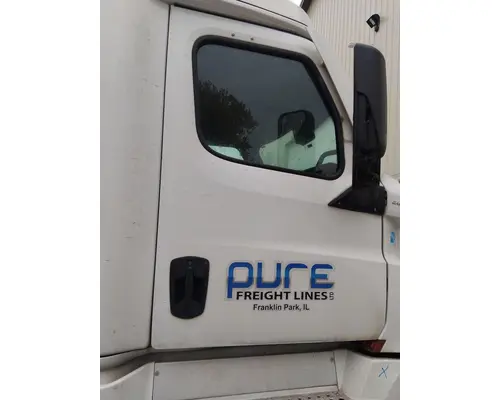 FREIGHTLINER CASCADIA 126 DOOR ASSEMBLY, FRONT