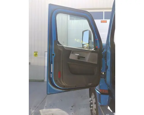 FREIGHTLINER CASCADIA 126 DOOR ASSEMBLY, FRONT
