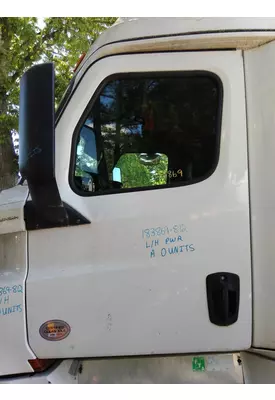 FREIGHTLINER CASCADIA 126 DOOR ASSEMBLY, FRONT