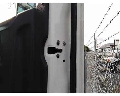 FREIGHTLINER CASCADIA 126 DOOR ASSEMBLY, FRONT