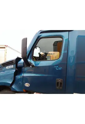 FREIGHTLINER CASCADIA 126 DOOR ASSEMBLY, FRONT