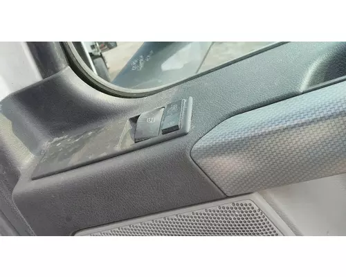 FREIGHTLINER CASCADIA 126 DOOR ASSEMBLY, FRONT