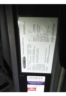 FREIGHTLINER CASCADIA 126 DOOR ASSEMBLY, FRONT