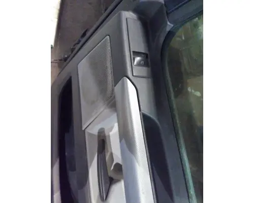 FREIGHTLINER CASCADIA 126 DOOR ASSEMBLY, FRONT