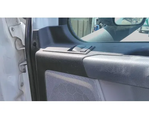 FREIGHTLINER CASCADIA 126 DOOR ASSEMBLY, FRONT