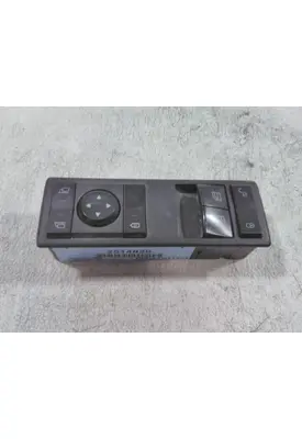 FREIGHTLINER CASCADIA 126 DOOR ELECTRICAL SWITCH