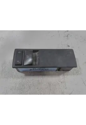 FREIGHTLINER CASCADIA 126 DOOR ELECTRICAL SWITCH