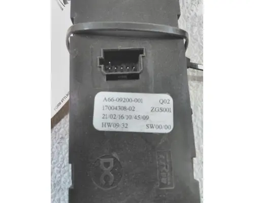 FREIGHTLINER CASCADIA 126 DOOR ELECTRICAL SWITCH
