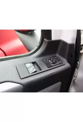 FREIGHTLINER CASCADIA 126 DOOR ELECTRICAL SWITCH