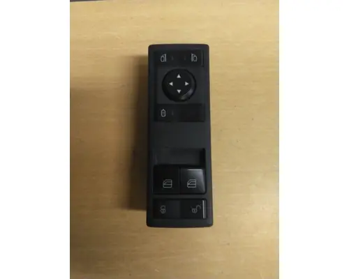 FREIGHTLINER CASCADIA 126 DOOR ELECTRICAL SWITCH