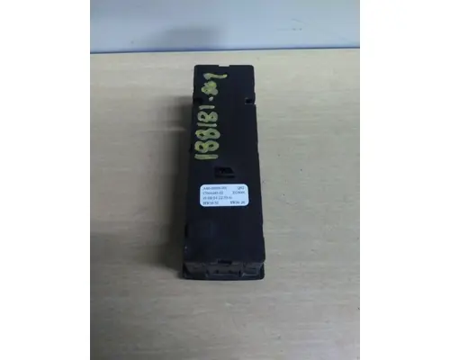 FREIGHTLINER CASCADIA 126 DOOR ELECTRICAL SWITCH