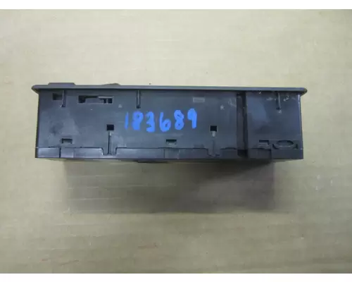 FREIGHTLINER CASCADIA 126 DOOR ELECTRICAL SWITCH