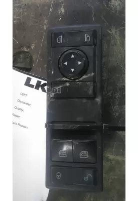 FREIGHTLINER CASCADIA 126 DOOR ELECTRICAL SWITCH