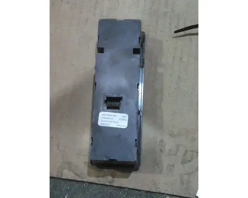 FREIGHTLINER CASCADIA 126 DOOR ELECTRICAL SWITCH