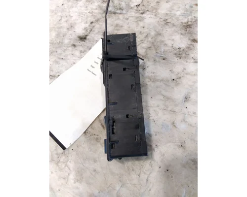 FREIGHTLINER CASCADIA 126 DOOR ELECTRICAL SWITCH