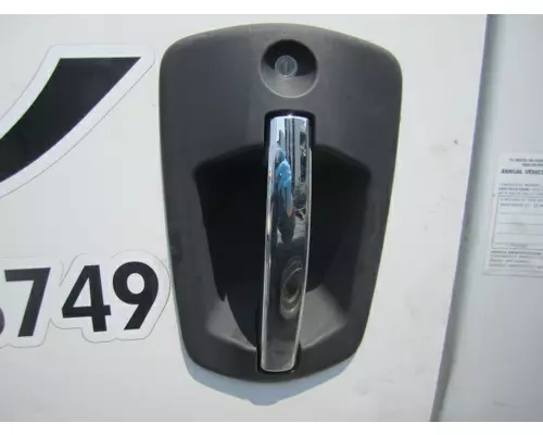 FREIGHTLINER CASCADIA 126 DOOR HANDLE