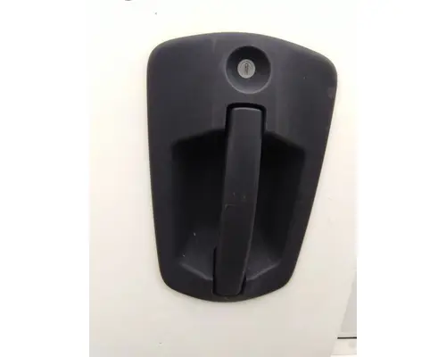 FREIGHTLINER CASCADIA 126 DOOR HANDLE