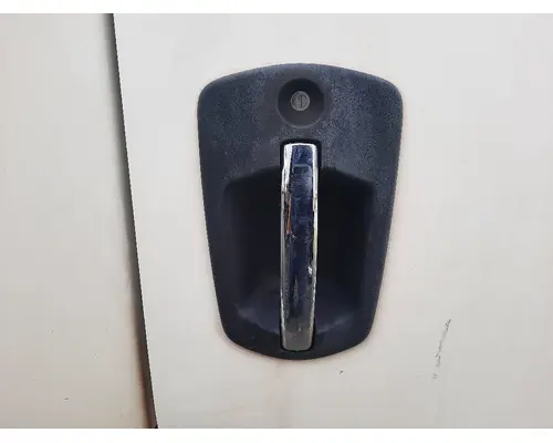 FREIGHTLINER CASCADIA 126 DOOR HANDLE
