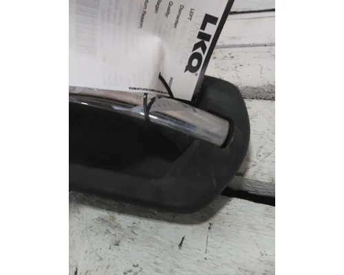 FREIGHTLINER CASCADIA 126 DOOR HANDLE