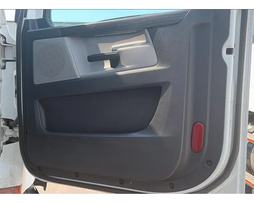 FREIGHTLINER CASCADIA 126 DOOR INTERIOR PANEL
