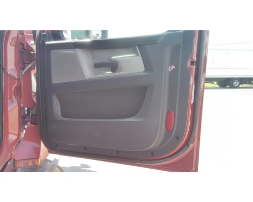FREIGHTLINER CASCADIA 126 DOOR INTERIOR PANEL
