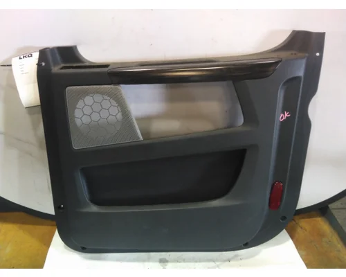 FREIGHTLINER CASCADIA 126 DOOR INTERIOR PANEL