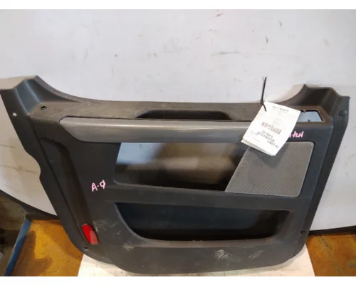 FREIGHTLINER CASCADIA 126 DOOR INTERIOR PANEL