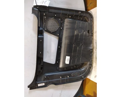 FREIGHTLINER CASCADIA 126 DOOR INTERIOR PANEL