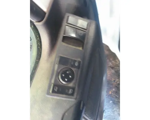 FREIGHTLINER CASCADIA 126 DOOR WINDOW REGULATOR