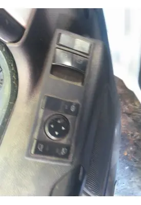 FREIGHTLINER CASCADIA 126 DOOR WINDOW REGULATOR
