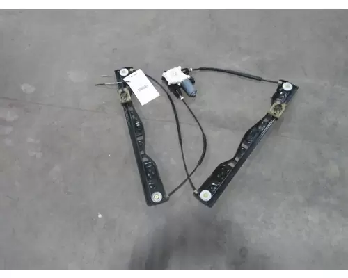 FREIGHTLINER CASCADIA 126 DOOR WINDOW REGULATOR
