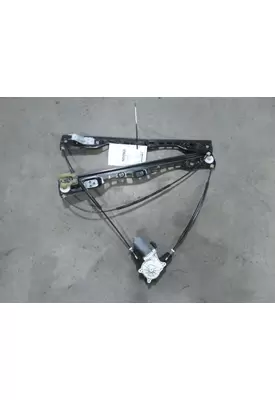 FREIGHTLINER CASCADIA 126 DOOR WINDOW REGULATOR