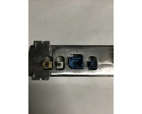 FREIGHTLINER CASCADIA 126 ELECTRONIC PARTS MISC