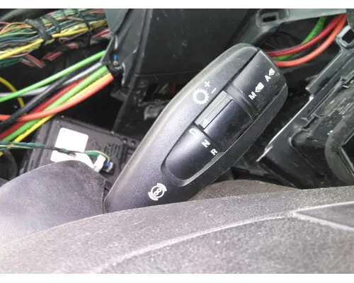 FREIGHTLINER CASCADIA 126 ENGINE BRAKE SWITCH
