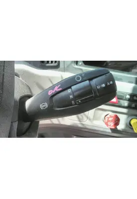 FREIGHTLINER CASCADIA 126 ENGINE BRAKE SWITCH
