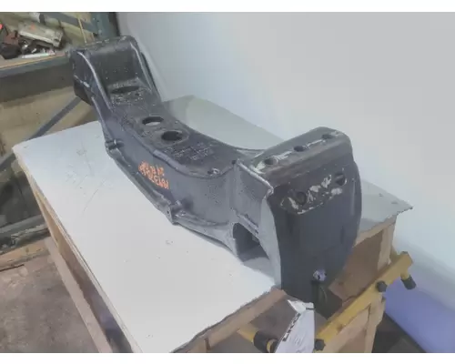 FREIGHTLINER CASCADIA 126 ENGINE MOUNTS, VEHICLE (FRONT)