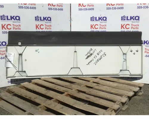 FREIGHTLINER CASCADIA 126 FAIRING, SLEEPER