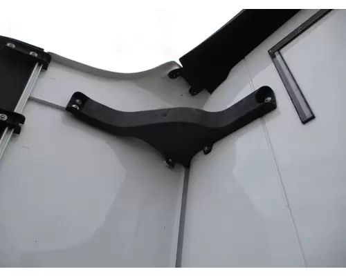 FREIGHTLINER CASCADIA 126 FAIRING BRACKETMOUNT