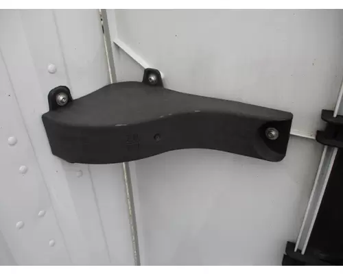 FREIGHTLINER CASCADIA 126 FAIRING BRACKETMOUNT