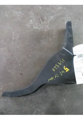 FREIGHTLINER CASCADIA 126 FAIRING BRACKET/MOUNT