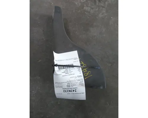 FREIGHTLINER CASCADIA 126 FAIRING BRACKETMOUNT