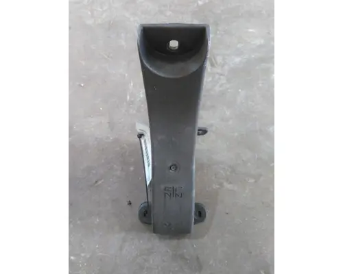 FREIGHTLINER CASCADIA 126 FAIRING BRACKETMOUNT