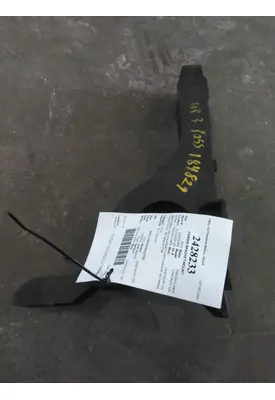 FREIGHTLINER CASCADIA 126 FAIRING BRACKET/MOUNT