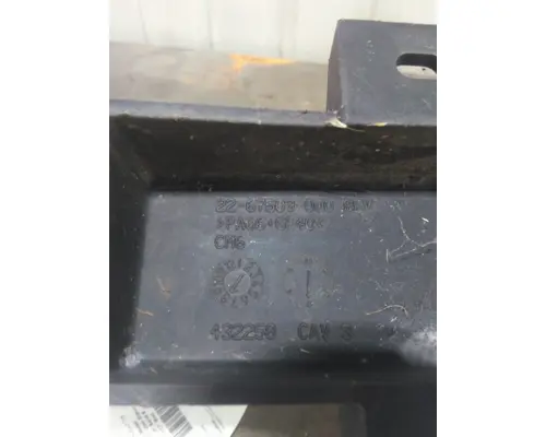 FREIGHTLINER CASCADIA 126 FAIRING BRACKETMOUNT