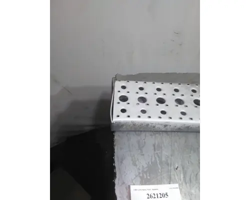 FREIGHTLINER CASCADIA 126 FAIRING STEP