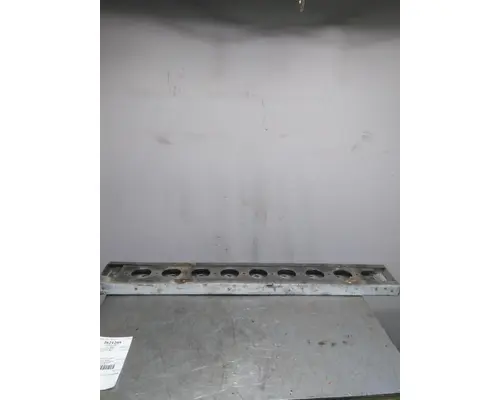 FREIGHTLINER CASCADIA 126 FAIRING STEP