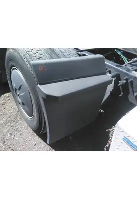 FREIGHTLINER CASCADIA 126 FENDER, QUARTER/HALF REAR