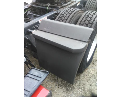FREIGHTLINER CASCADIA 126 FENDER, QUARTER/HALF REAR