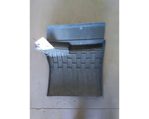 FREIGHTLINER CASCADIA 126 FENDER, QUARTERHALF REAR
